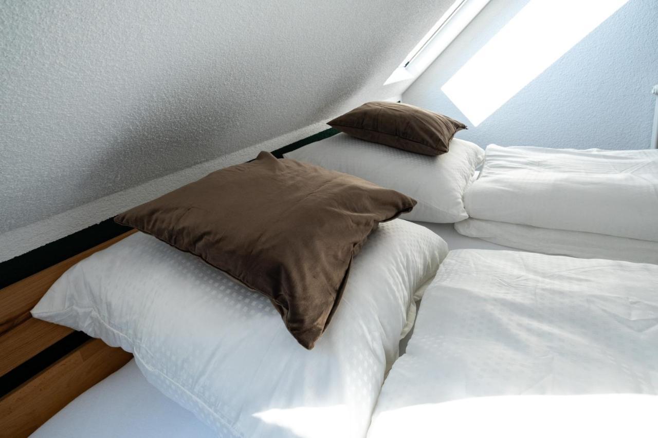 Nature Terminal Apartment - Unterwegs Zuhause Steinenbronn ภายนอก รูปภาพ